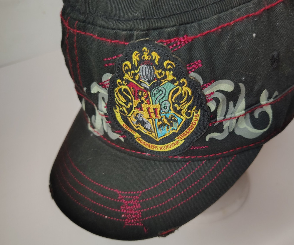 Hogwarts Crest Harry Potter strap back hat one size distressed