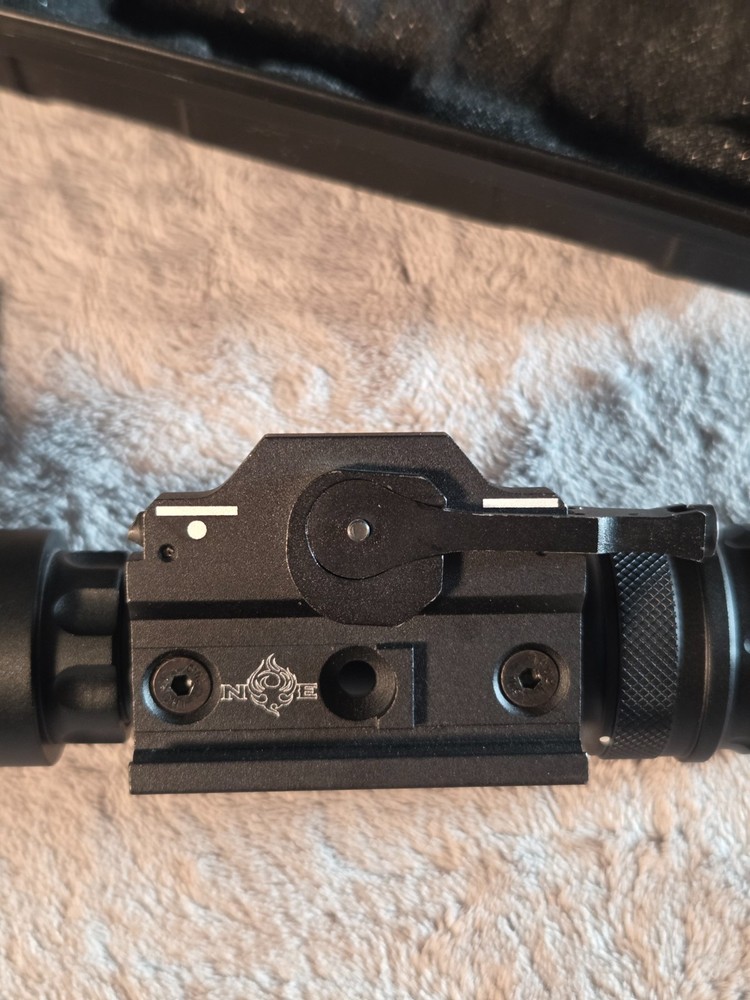 Night Evolution M952V Tactical Light Airsoft (Black) READ DESCRIPTION