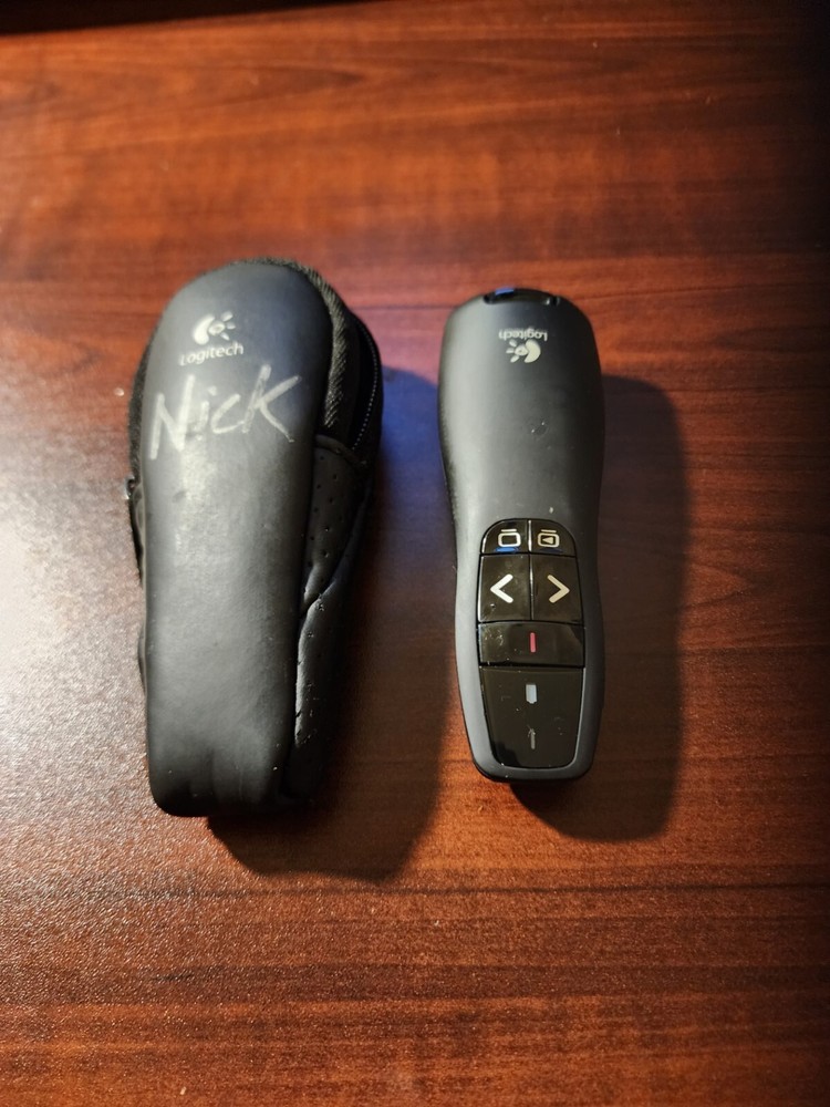 Logitech R400 Wireless Red Laser Presentation Remote Pointer USB