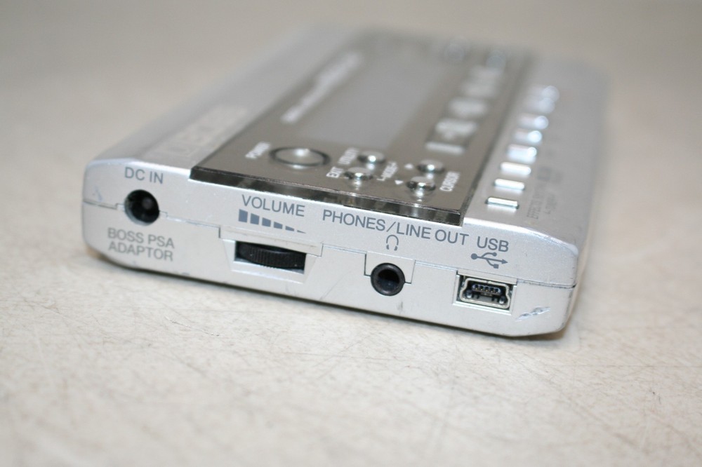 Boss MICRO BR 4-Track Digital Pocket Recorder Multitrack W/1GB SD Card