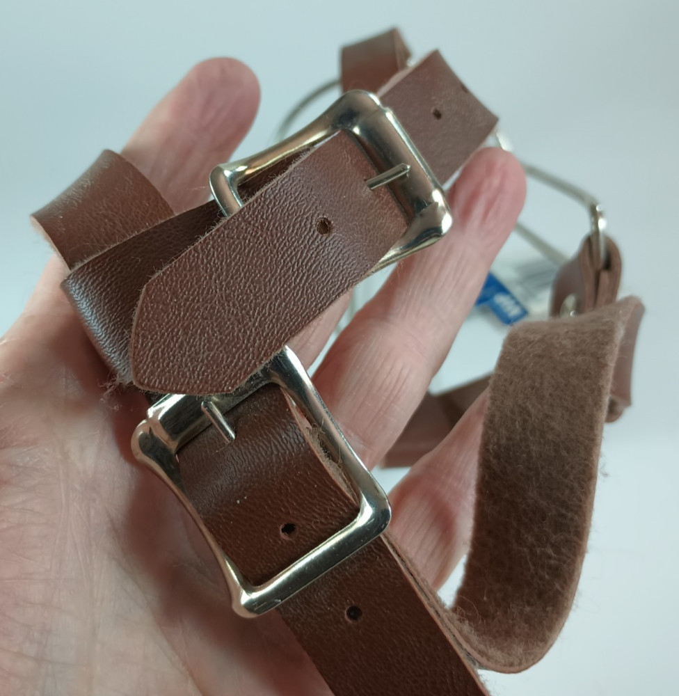 VIP Wire and Leather Adjustable Muzzle. Medium.