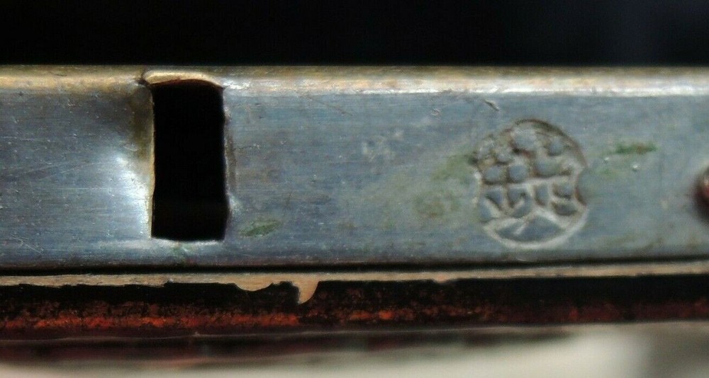 Antique Japanese Silver Maki-e lacquer box - DAISUKE-1 signed