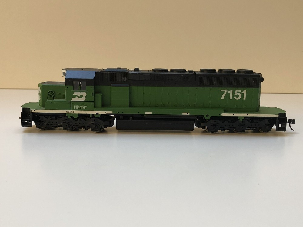 Burlington Northern Model Train Engine 7151 Electric