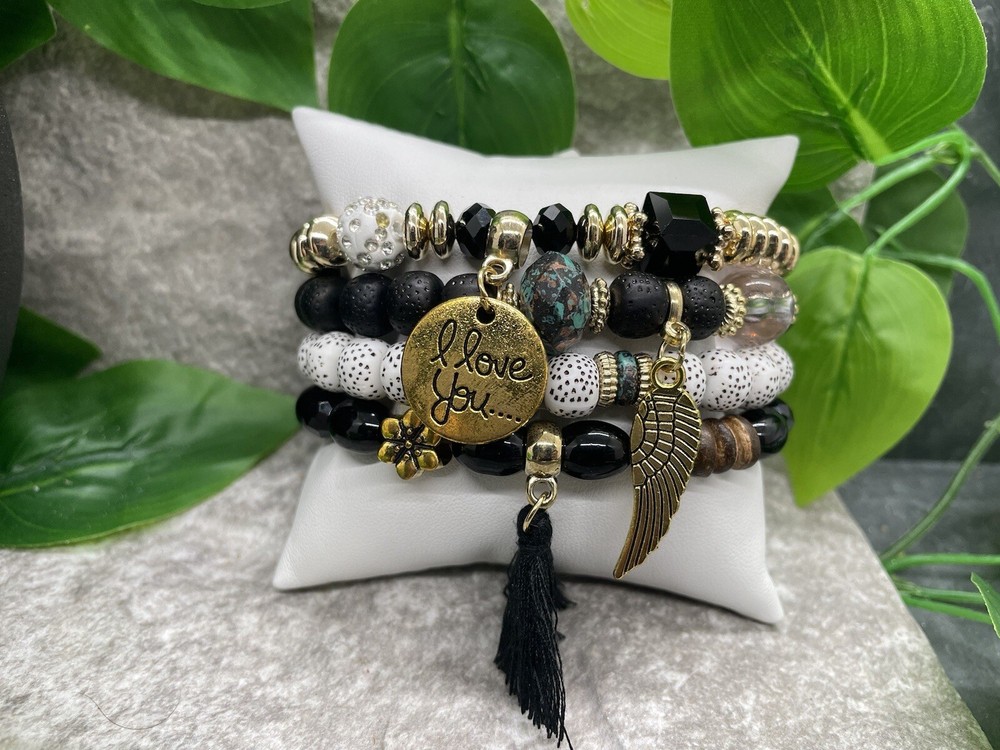 4 PC Handmade Boho Beaded Stackable 6.5” Plus Stretch Bracelet Set New A3365