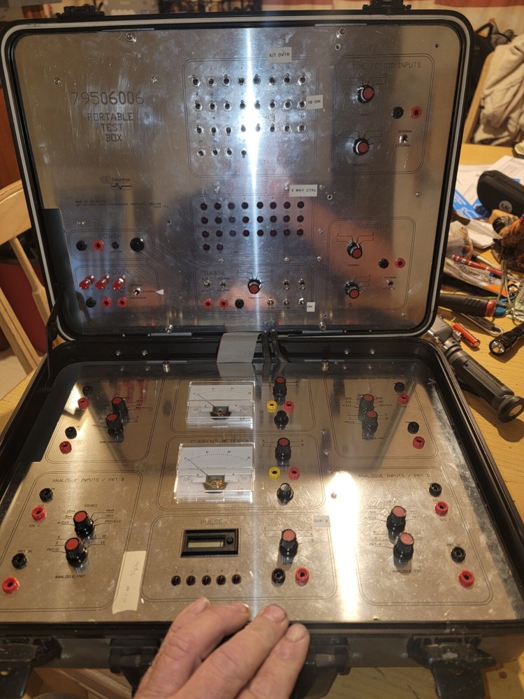 Solartron Portable Test Box, (314)