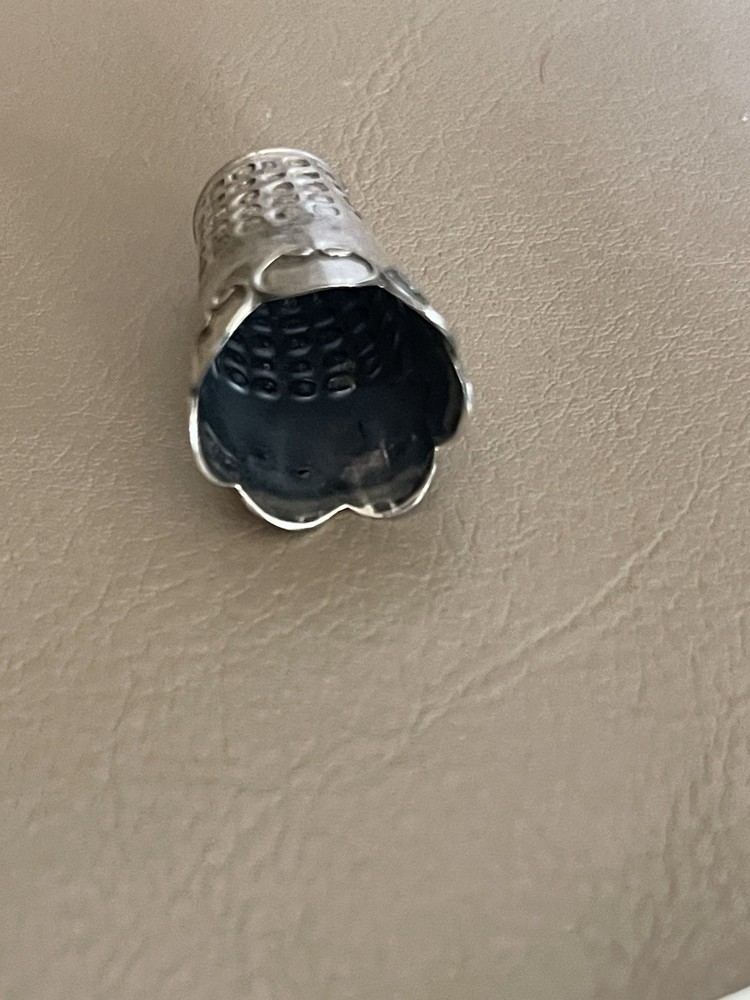 Vintage Sterling Silver Thimble (W21)