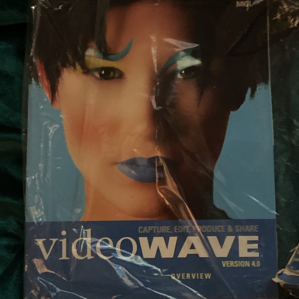 Vintage VIDEOWAVE COMMANDPOST PC & Web Video Editor Version 4.0/NEW/Unused