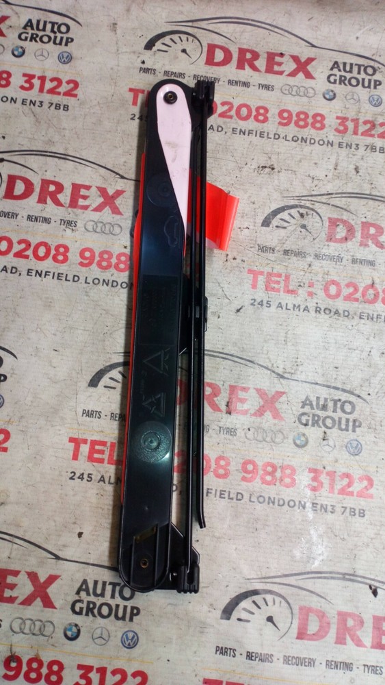 BMW 3 5 7 SERIES E46 E60 E38 E65 E66 E67 HAZARD WARNING TRIANGLE SAFETY