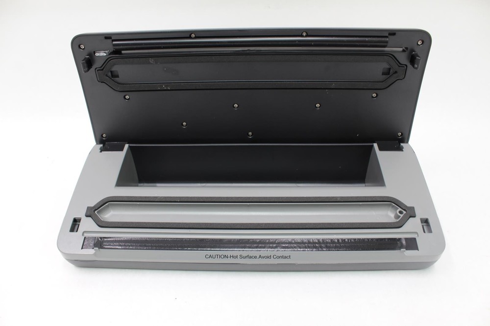 NESCO Deluxe Vacuum Sealer, VS101S - Silver