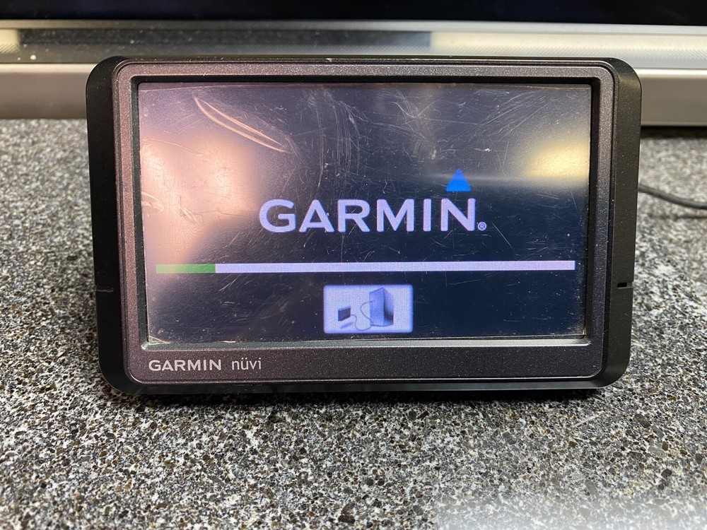 Garmin Nuvi 265W GPS-UNIT ONLY