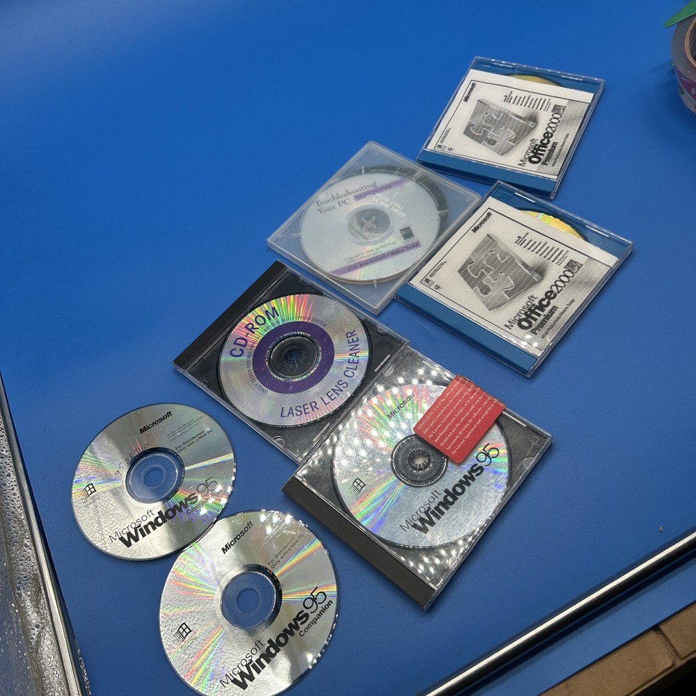 Vintage Untested As Is Microsoft Windows 95 & Office 2000 & More