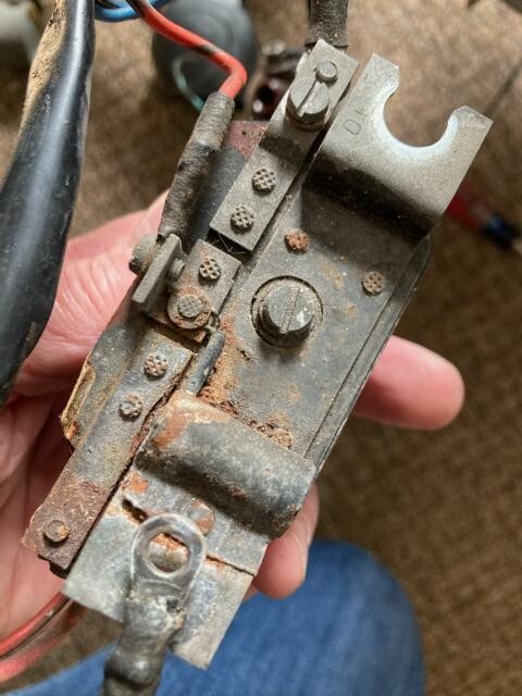 Rust Remover 16 Ounce PURE CONCENTRATE Makes 2 Gallons