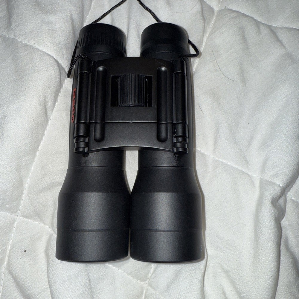 TASCO ES16X32 Essentials Binocular