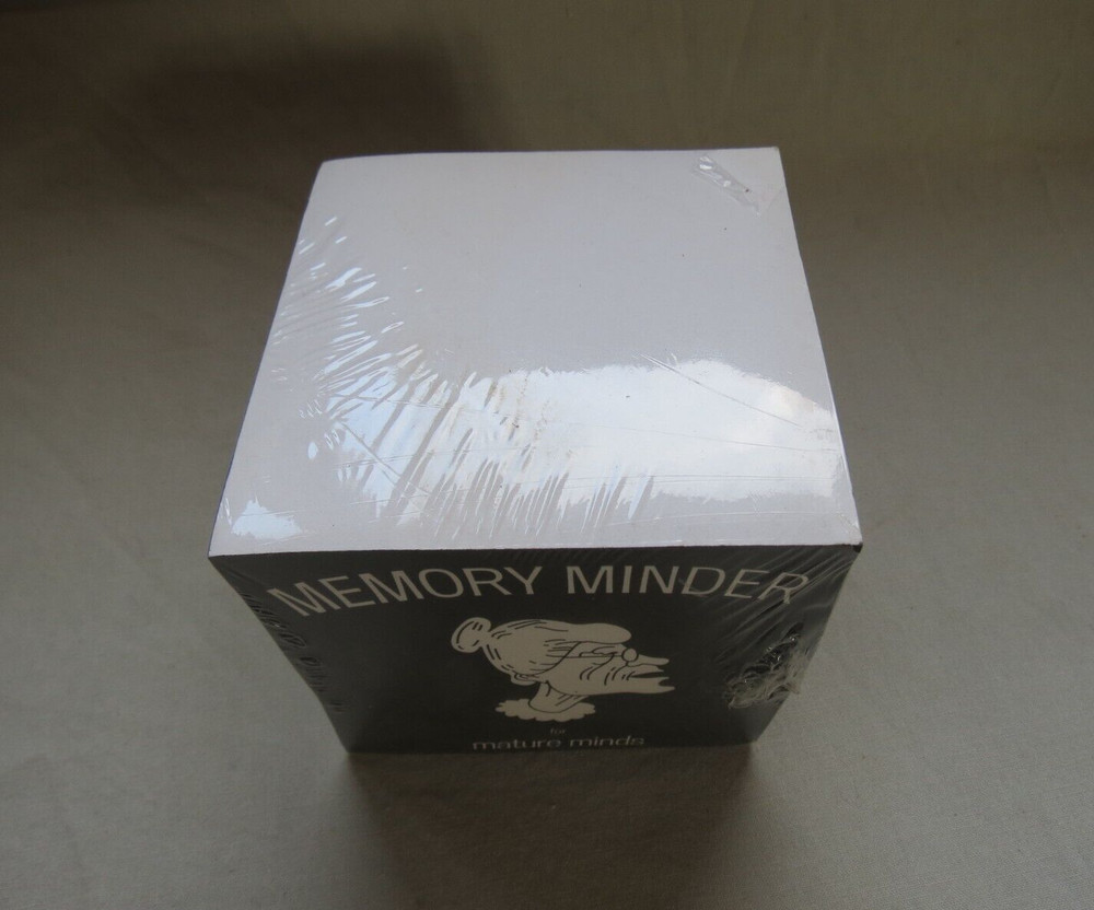 Magique s Over the Hill Note Pad Cube