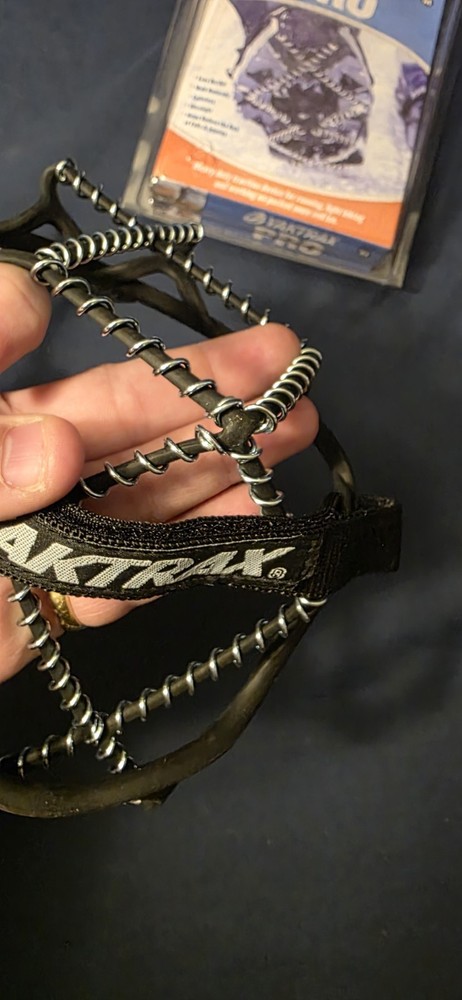 Yaktrax Pro Traction Device Black Size M Adjustable Spikeless Ultralight
