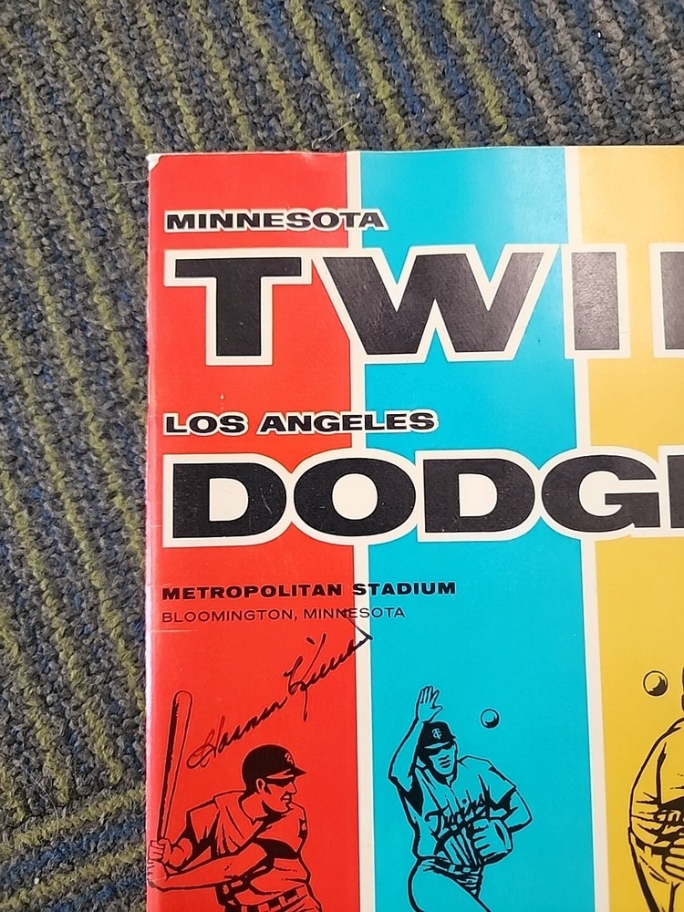 1965 Minnesota Twins Dodgers World Series Program Harmon Killebrew Signed