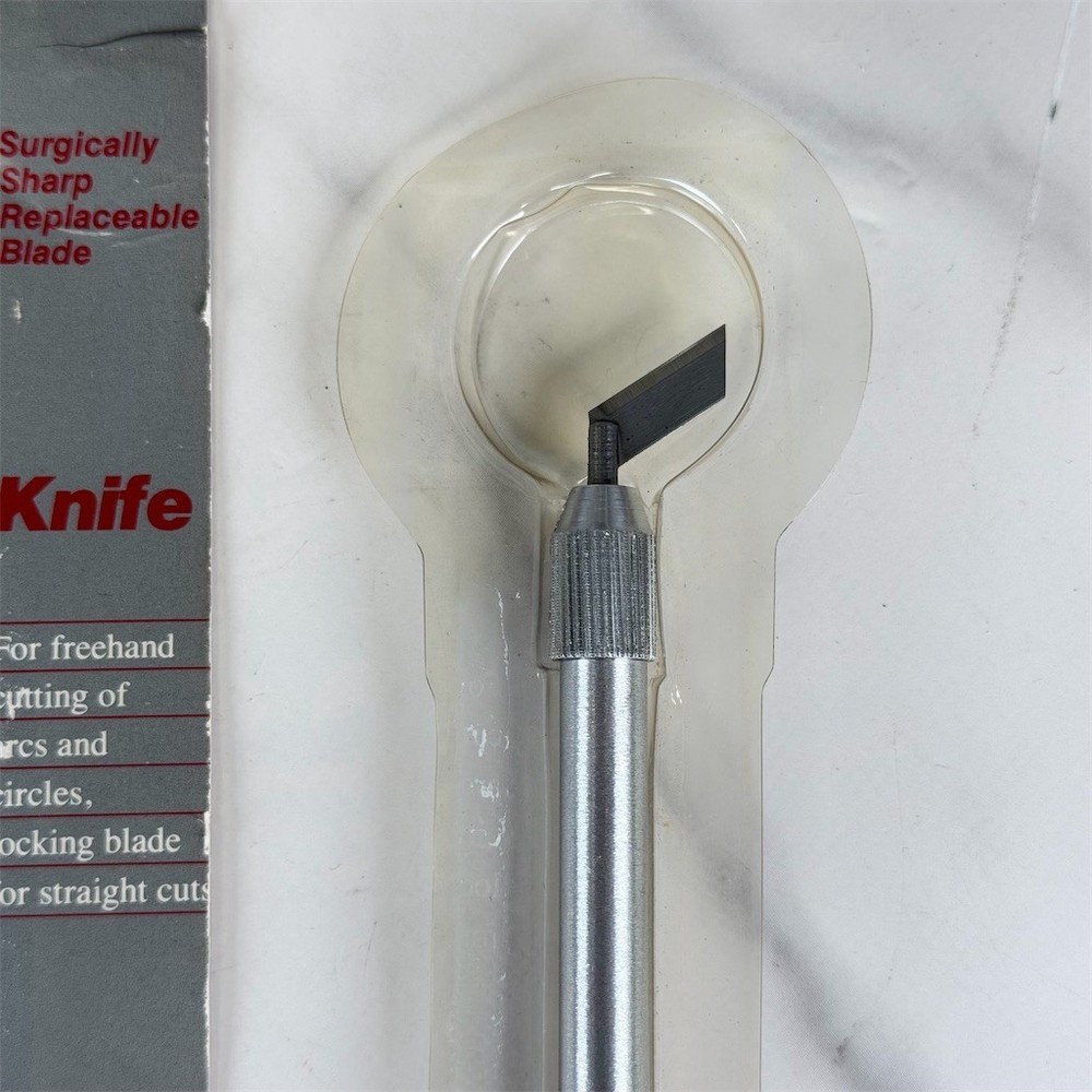 Grifhold Craft Knife Surgically Sharp Replaceable Blade Freehand Cutting