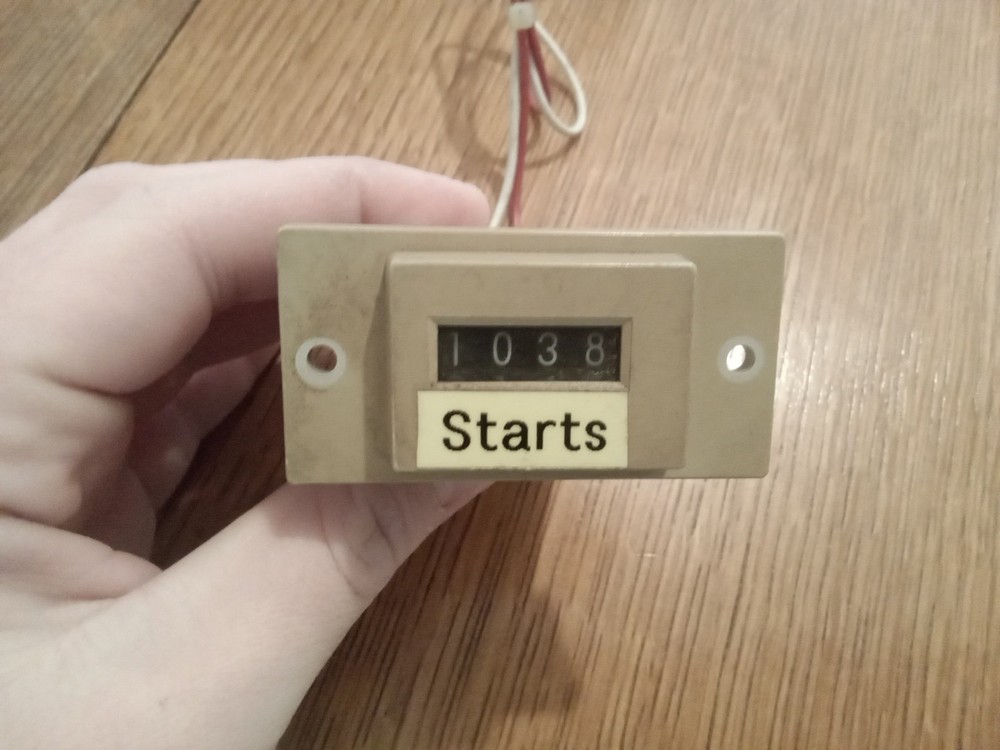 Omron CSK-4YL 24Vdc Counter