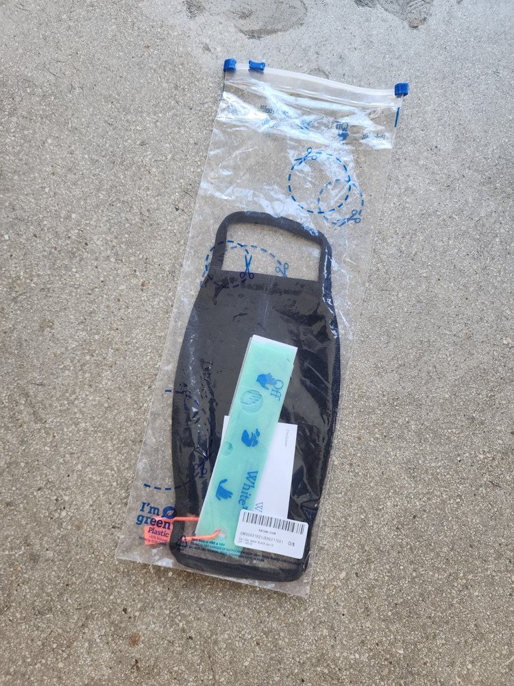 AUTHENTIC OFF-WHITE FACE MASK BLACK