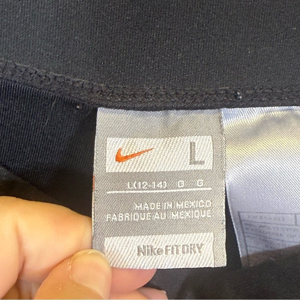 Nike Black Athletic Pants. Vintage. Size Large. Excellent condition!