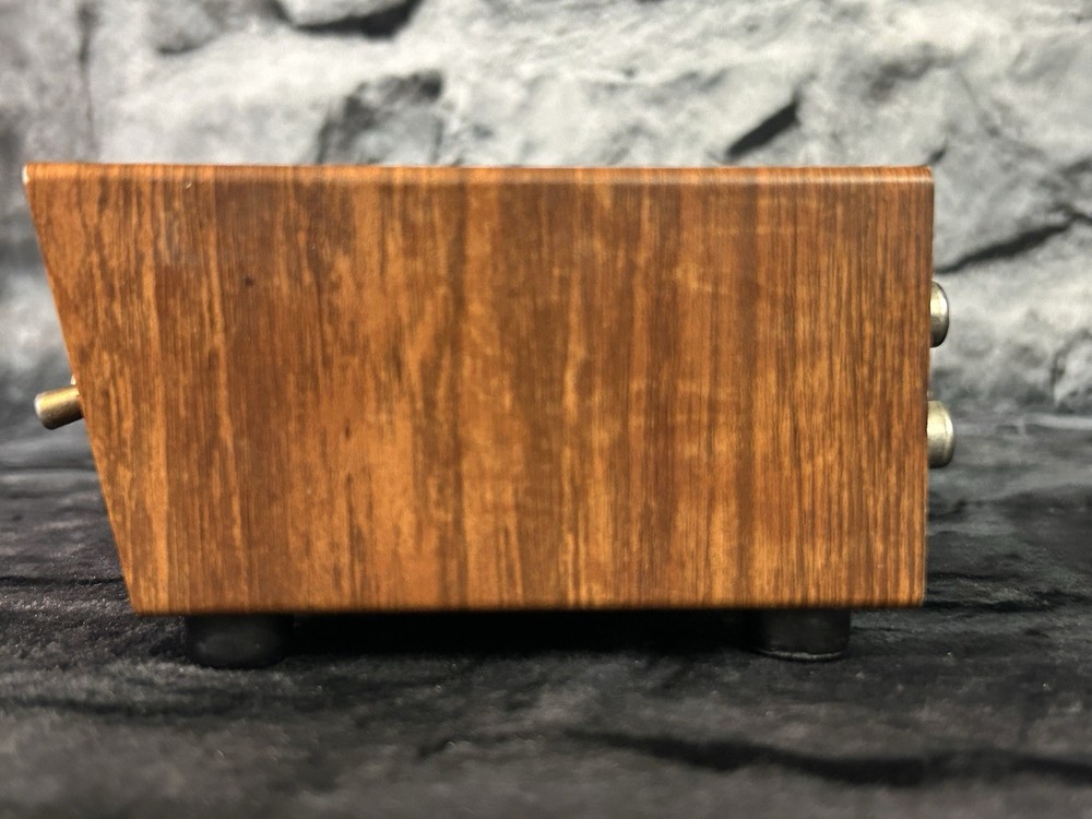 6 Switch Stereo Loop Lopping Box