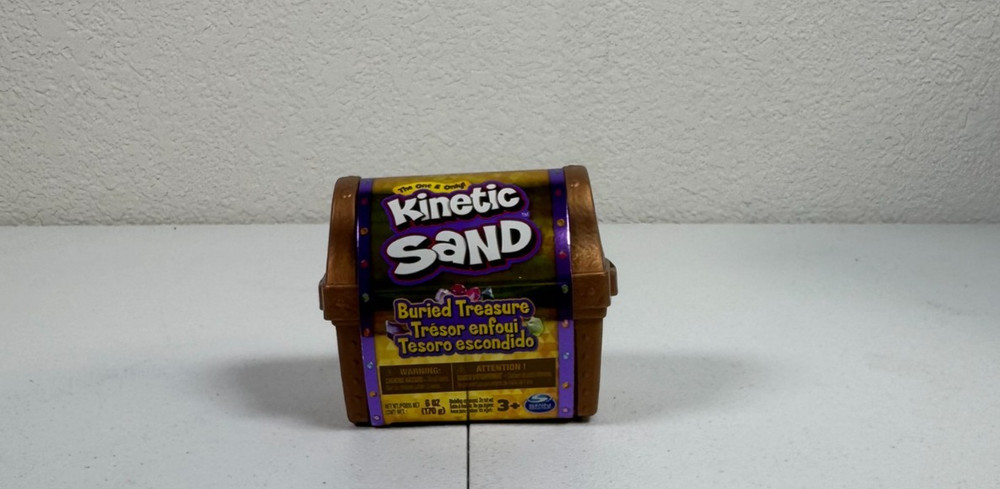 Kinetic Sand Buried Treasure
