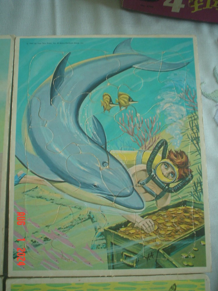 1967 4 FLIPPER FRAME TRAY JIGSAW PUZZLE SET #4792 -COMPLETE-NICE SHAPE WITH BOX