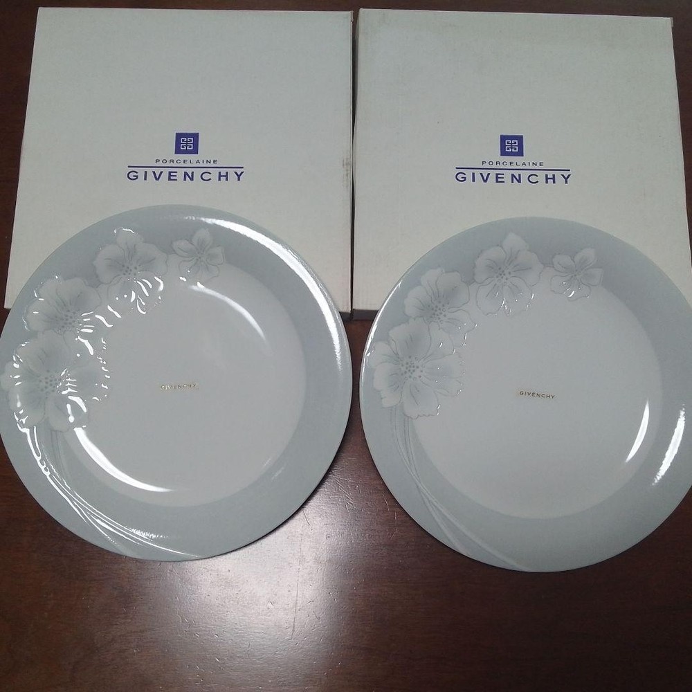 Givenchy Yamaka Plate 27cm Pair Set