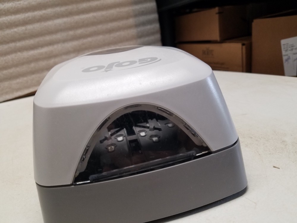 GoJo Automatic Wall Mounted Soap Dispenser (C)