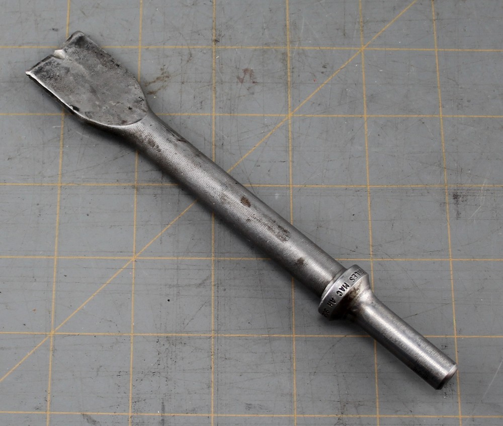 Mac Tools AH902 Air Hammer .401 Shank Flat Chisel