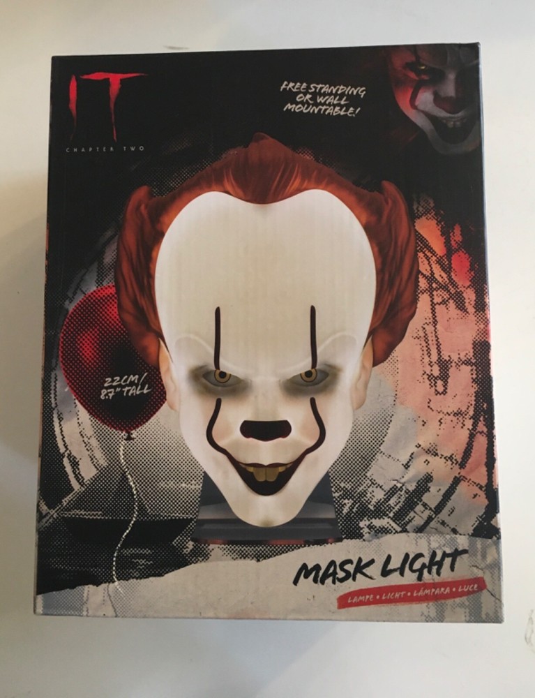 . Designed In The UK Paladone IT Chapter Two Mask Light