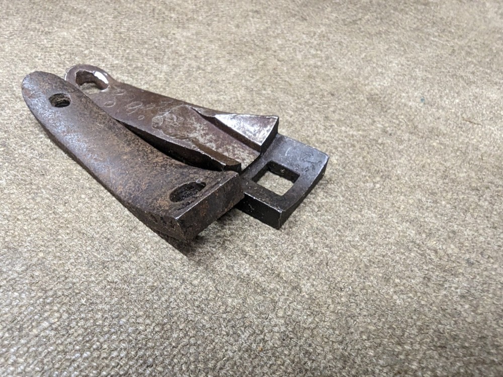 Japanese Arisaka upper and lower receiver extensions, tangs