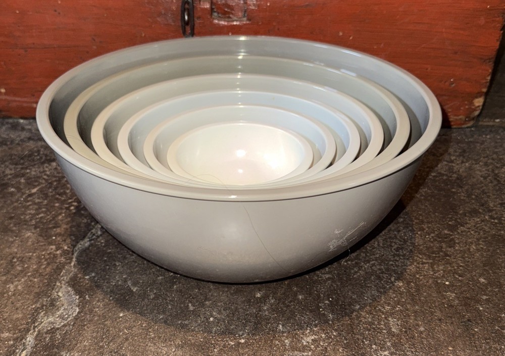 6 Martha Stewart Collection Gradient Grey Nesting Bowls