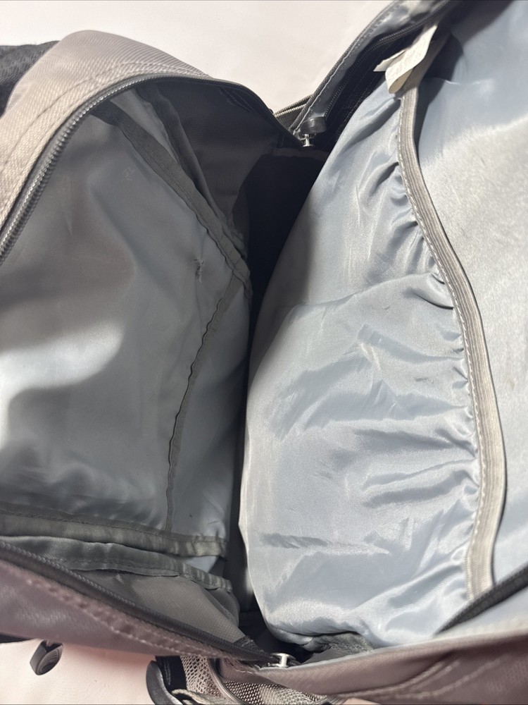 High Sierra Back Steadfast 35