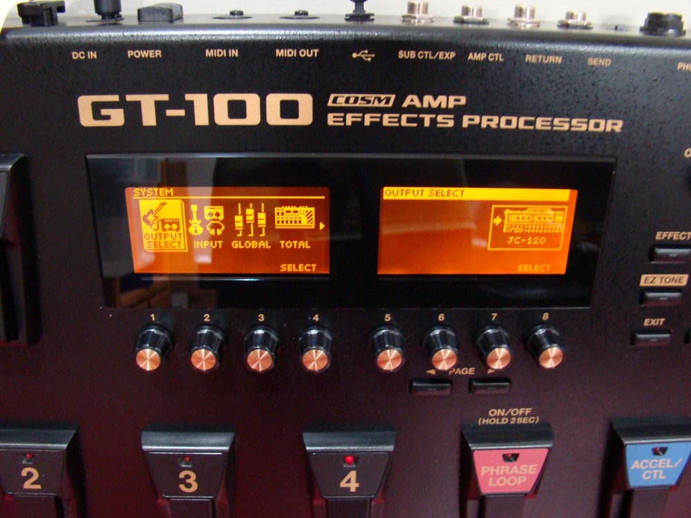 BOSS GT-100 Multi-Effects Guitar Effect Pedal COSM AMP EFFECTS PROCESSOR TESTED