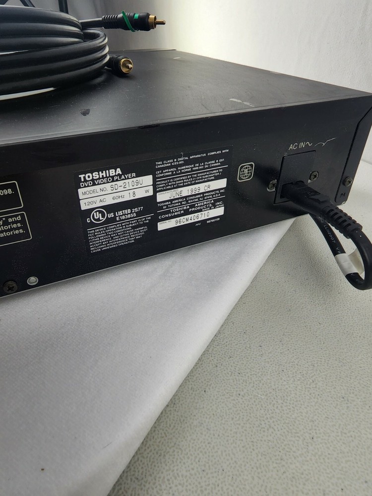 Toshiba SD-2109 DVD Video Player