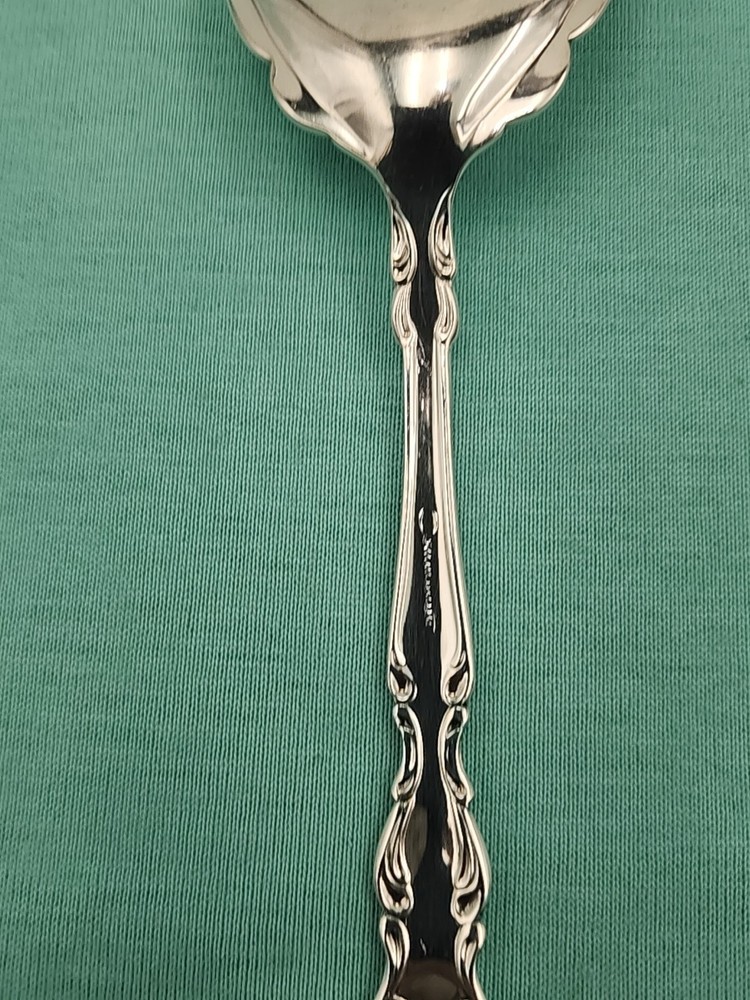 Oneida Community Modern Baroque Silverplate Pierced Pie Server