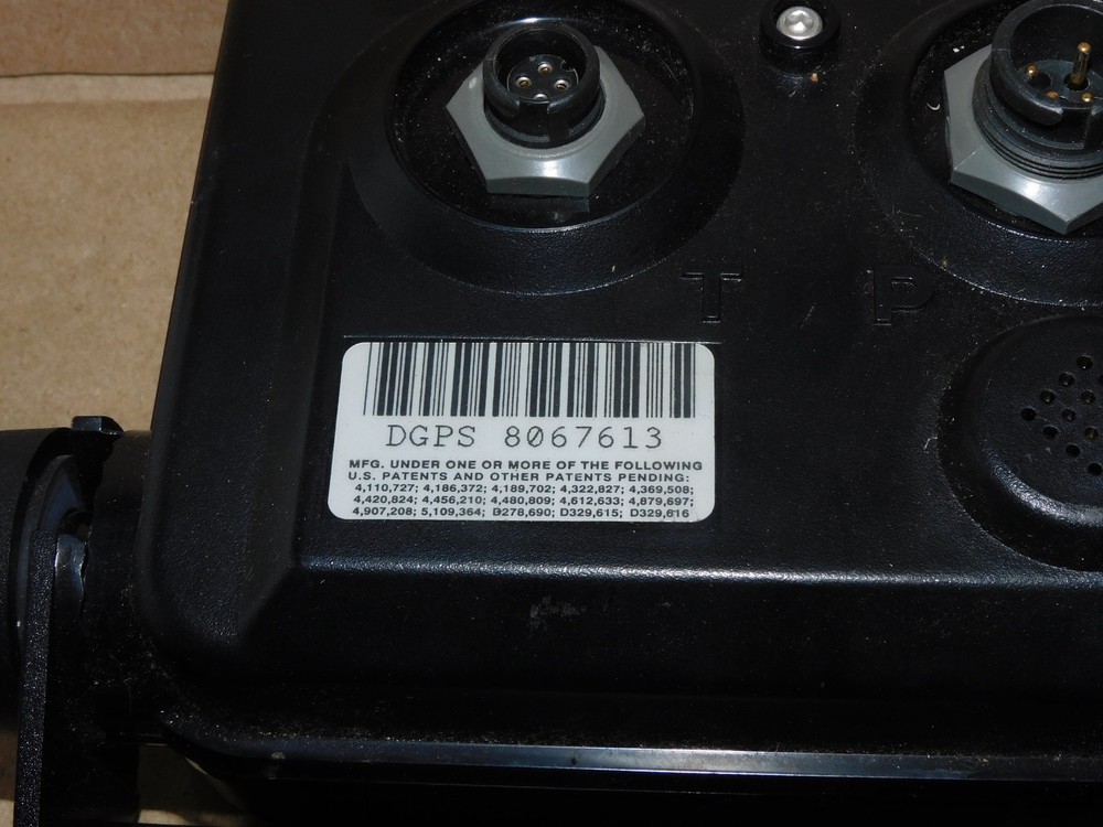 Eagle AccuNav II GPS Chartplotter with Antenna