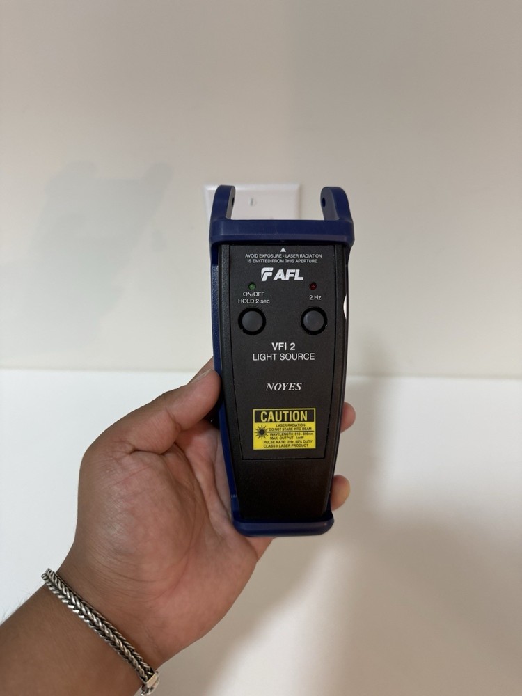 AFL NOYES VFI2 LIGHT SOURCE (TESTED) SHIPS FAST