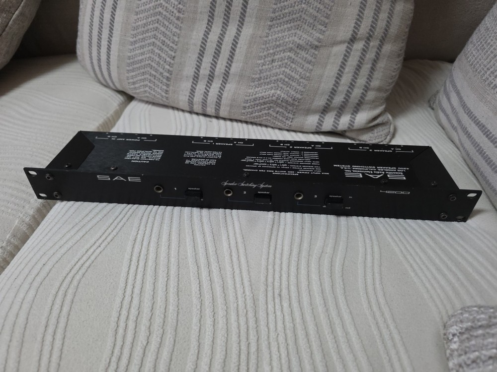 Sae Speaker Switch System Model 4200