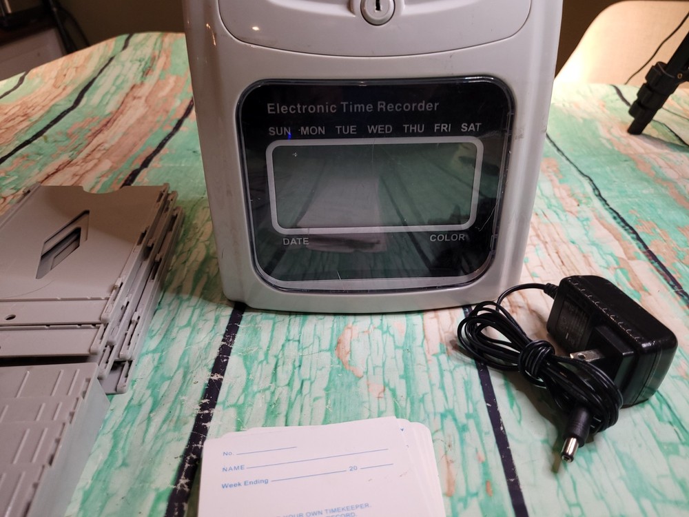 Time Recording Electronic Clock Time Clock Equipment- With Timecards Missing Key