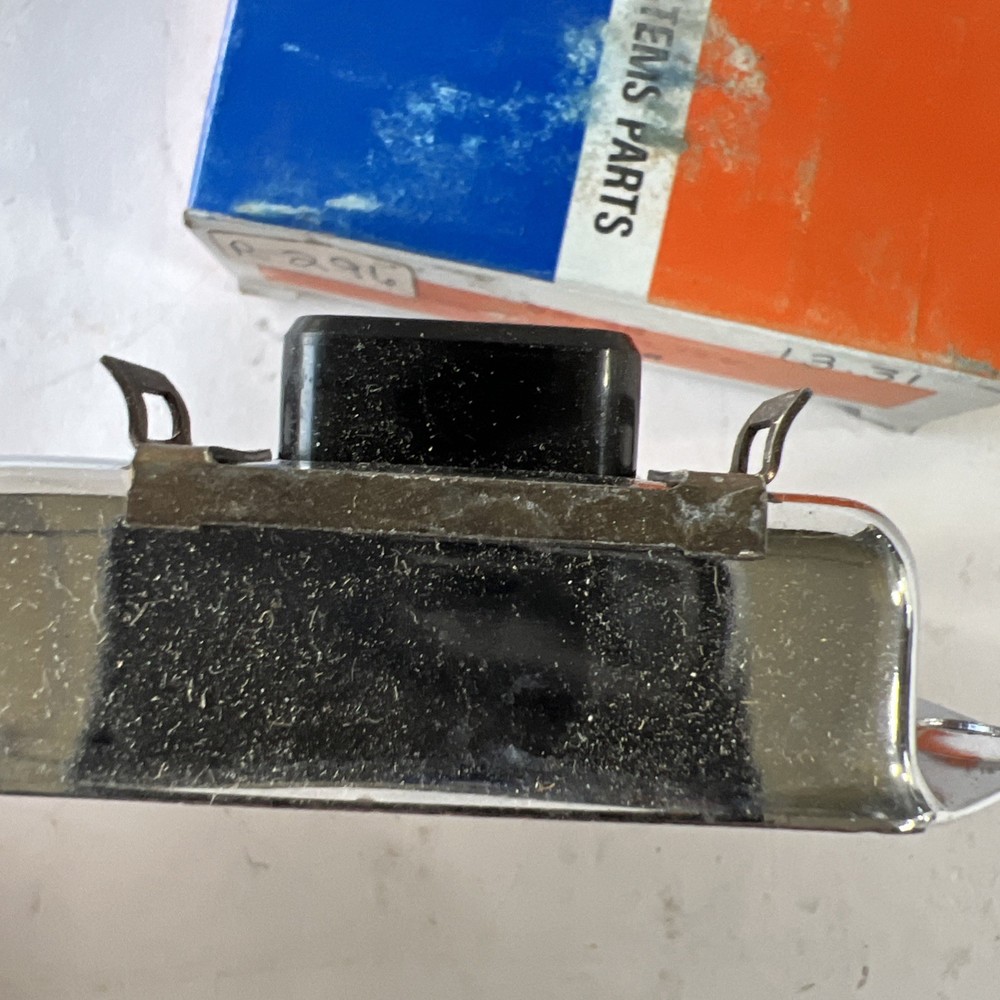 NAPA Echlin Regulator Voltage - Chrome - Part #VR 38