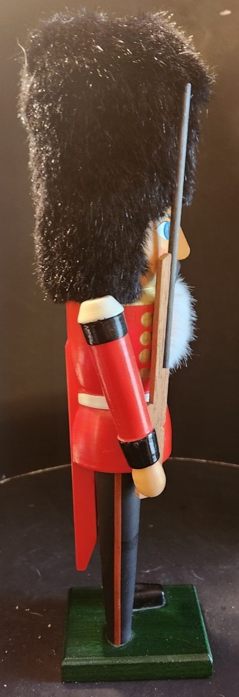 Palace Guard Nutcracker