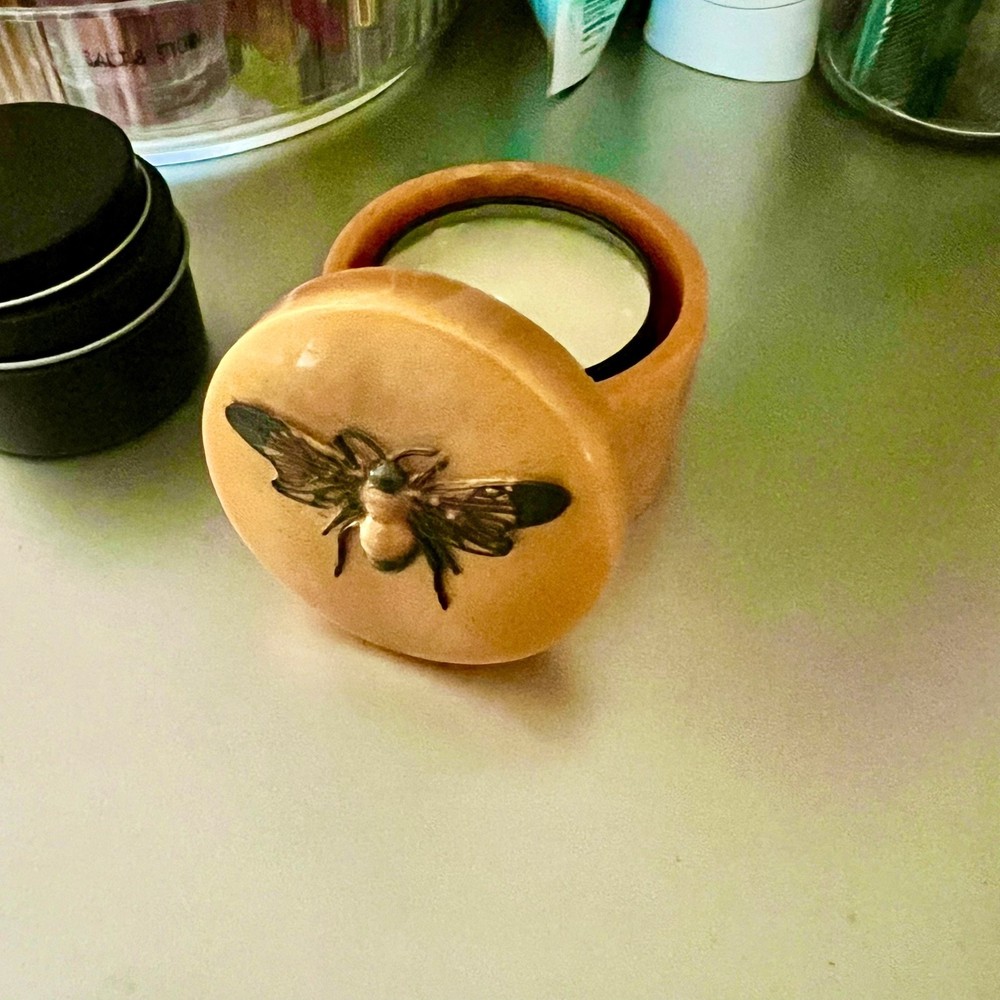 beehive candle and jar ( Vanilla Scented)