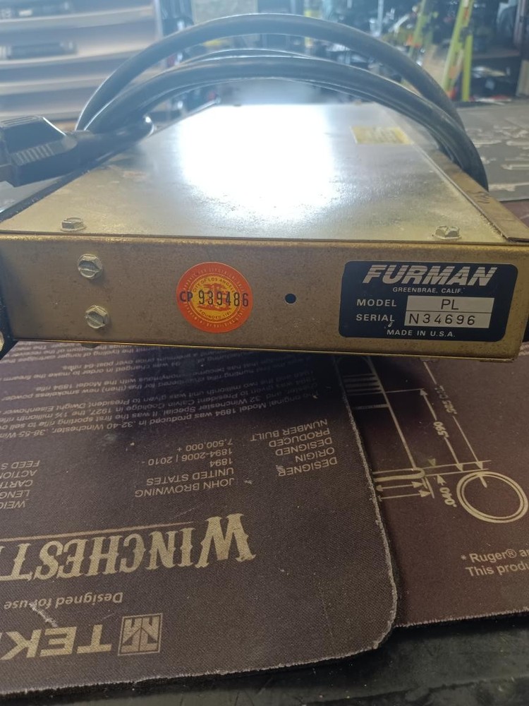 FURMAN SOUND PL-PLUS (MAD048093)