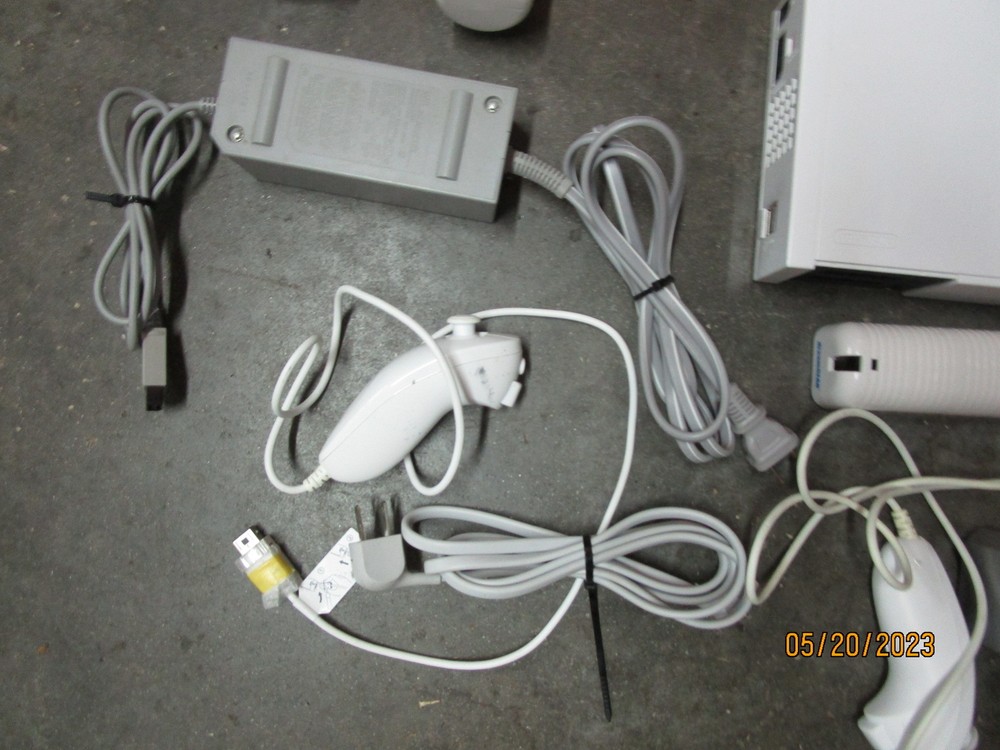 Wii Console RVL-001 Bundle
