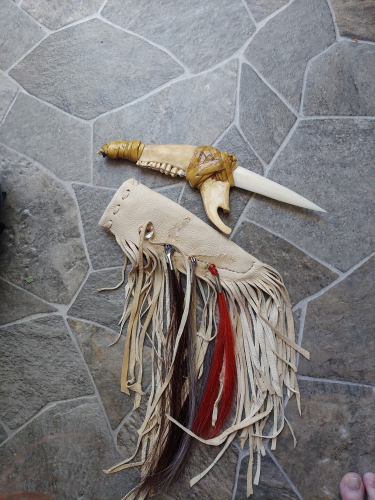 Native American Primitive Bone Knife & Jawbone Handle