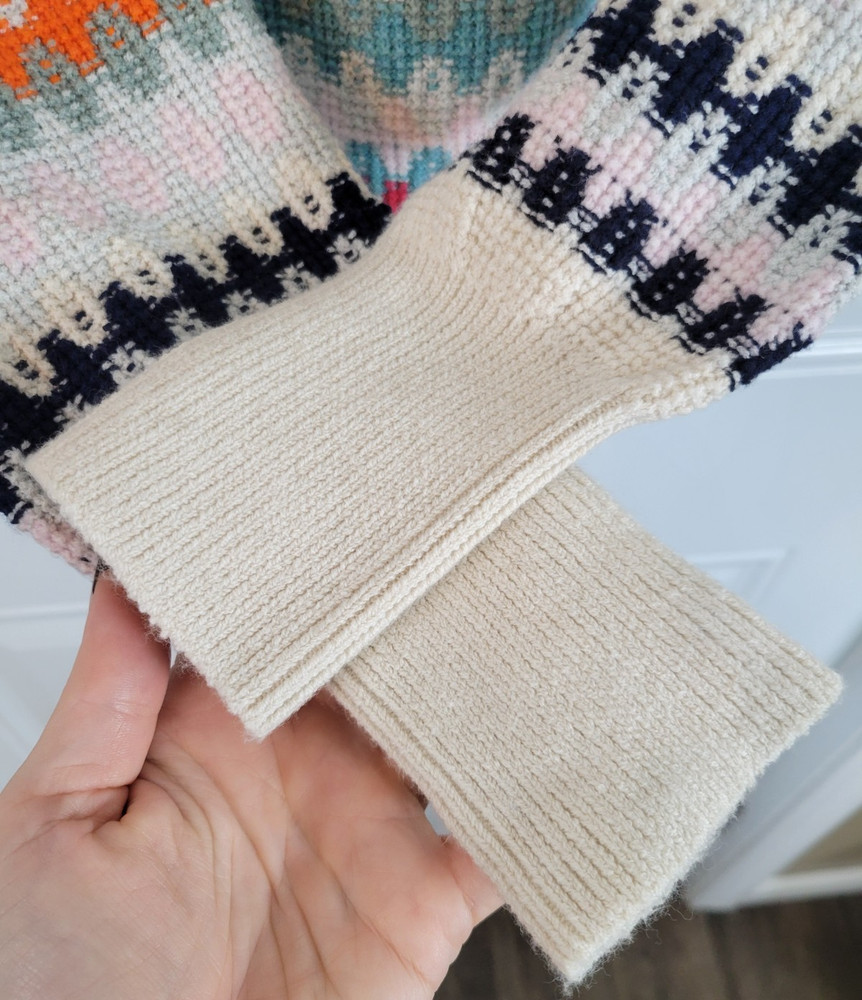 Nic + Zoe Pattern Waffle Stitch Sweater Size M