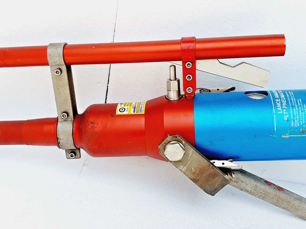 RESTECH R-230 LANCE AMARRE PLT Pneumatic Line Thrower