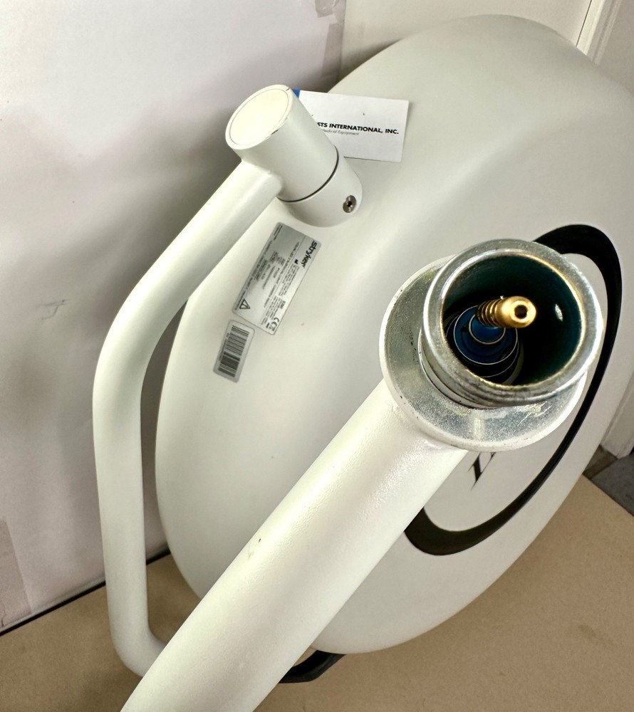 Stryker Visum LED II Surgical Light
